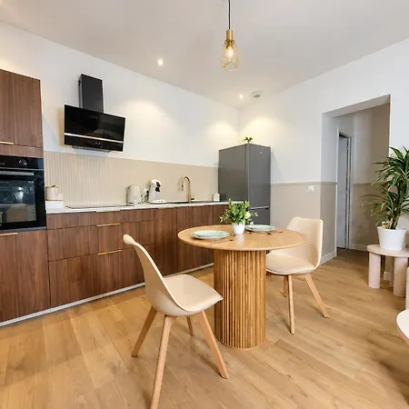 Chic & Confort Apartment